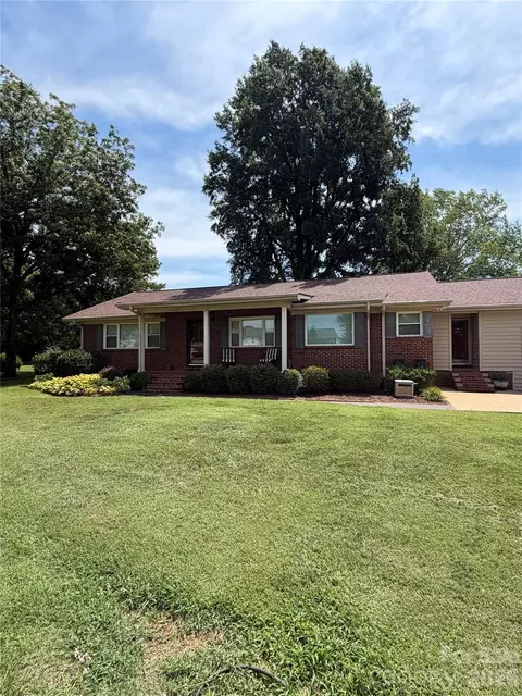 7800 Browne Rd, Charlotte, NC 28269