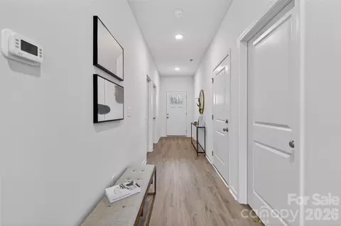 Entry Way - 2827 17th Street Ne Ct NE, Hickory, NC 28601 photo 6 of 6