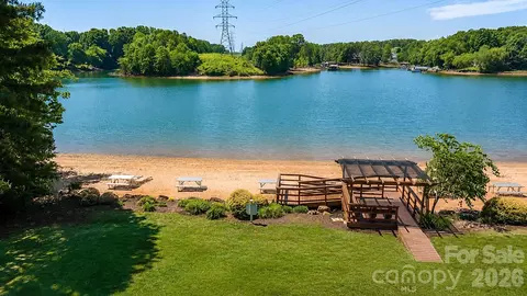 7267 Kiskadee Dr, Denver, NC 28037 photo 4