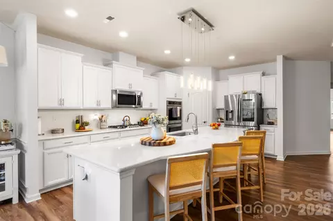 Kitchen - 355 Kentmere Ln, Clover, SC 29710 photo 2 of 4