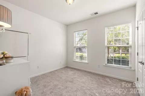 Bedroom - 355 Kentmere Ln, Clover, SC 29710 photo 4 of 6