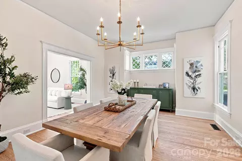 Dining - 559 N Main St, Davidson, NC 28036 photo 3 of 3