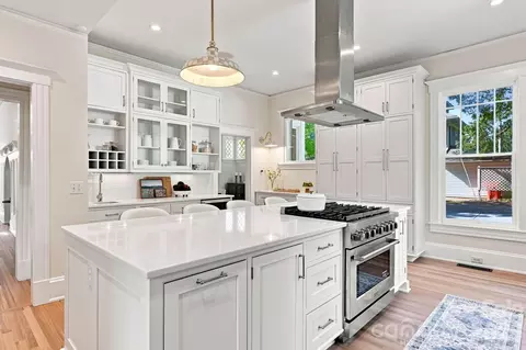 Kitchen - 559 N Main St, Davidson, NC 28036 photo 3 of 7