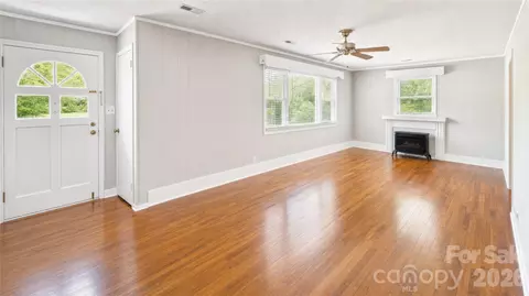 Living - 116 Clark St, Morganton, NC 28655 photo 1 of 5