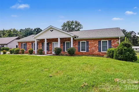 Exterior - 3120 Middlebrook Dr, Clemmons, NC 27012 photo 4 of 4
