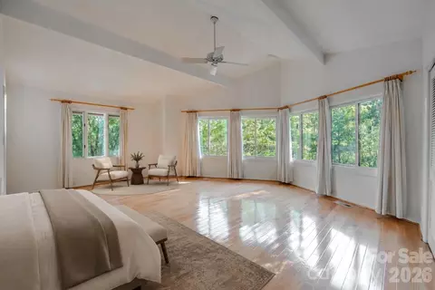 Bedroom - 1225 Hogback Mountain Rd, Tryon, NC 28782 photo 4 of 5
