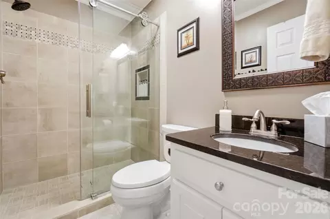 Bath - 7627 Maple Bluff Ln, Concord, NC 28025 photo 6 of 7