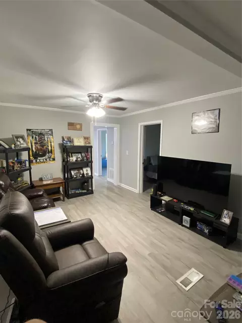 604 Peden St, North Wilkesboro, NC 28659