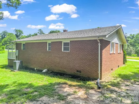 Exterior - 617 Harris Henrietta Rd, Forest City, NC 28043 photo 7 of 7