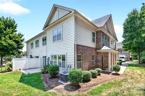 16718 Dolcetto Way, Charlotte, NC 28277