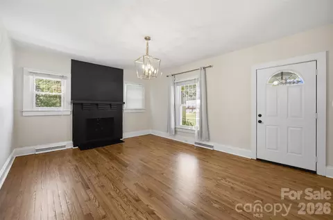 Living - 101 Sunset Dr, Stanley, NC 28164 photo 1 of 3