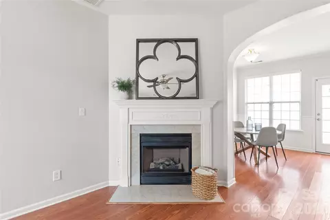 Living - 636 Brickdust Ct, Fort Mill, SC 29708 photo 2 of 4