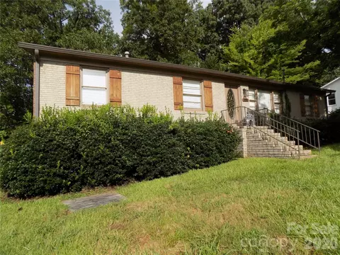 135 Bright Ave, Bessemer City, NC 28016