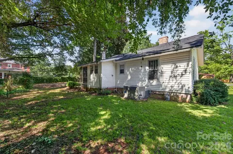 Exterior - 103 N West St, Monroe, NC 28112 photo 6 of 8
