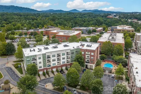 42 Schenck 205 Pkwy #205, Asheville, NC 28803