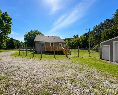21909 Shearer Rd, Davidson, NC 28036 photo 3