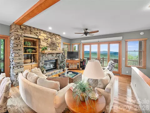 81 Stoney Falls C3 Loop #C3, Burnsville, NC 28714