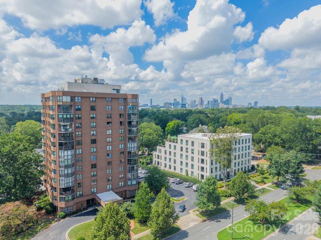 1530 Queens 304 Rd #304, Charlotte, NC 28207
