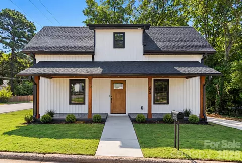 93 St Mary Nw Ave NW, Concord, NC 28025