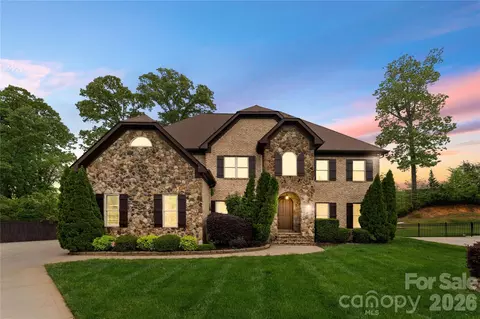 7307 Roseland Ave, Charlotte, NC 28277
