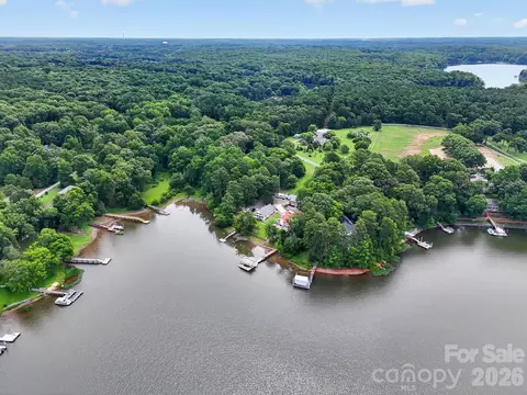 11211 Arthur Auten Rd, Huntersville, NC 28078