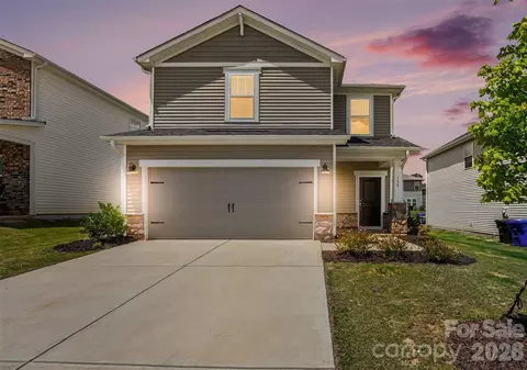 155 Shepherds Landing Dr, Mooresville, NC 28115