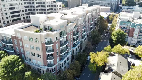 400 N Church 516 St #516, Charlotte, NC 28202