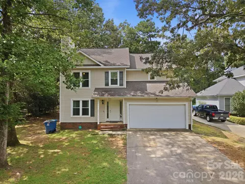 5512 River Falls 16 Dr #16, Charlotte, NC 28215