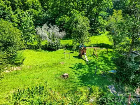 Exterior - 901 Rufus Robinson Rd, Sylva, NC 28779 photo 15 of 17