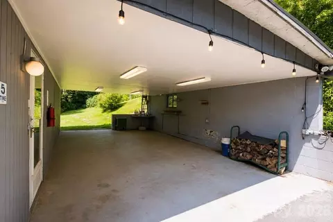Exterior - 901 Rufus Robinson Rd, Sylva, NC 28779 photo 7 of 17