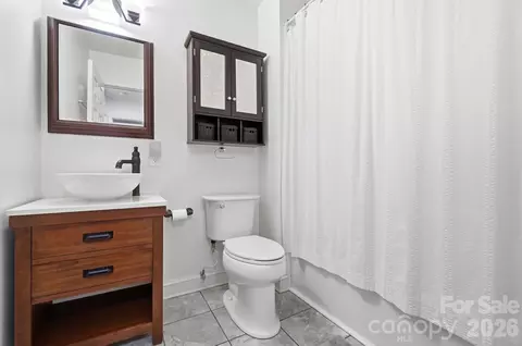 Bath - 2818 Castlebrook Dr, Monroe, NC 28112 photo 3 of 4