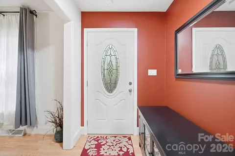 Entry Way - 2818 Castlebrook Dr, Monroe, NC 28112 photo 2 of 2