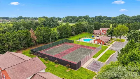 View/Area - 102 Brandywine Ne M-1 Dr NE #M-1, Conover, NC 28613 photo 1 of 6