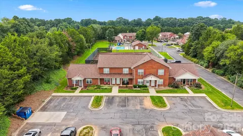View/Area - 102 Brandywine Ne M-1 Dr NE #M-1, Conover, NC 28613 photo 4 of 6