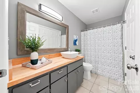 Bath - 102 Brandywine Ne M-1 Dr NE #M-1, Conover, NC 28613 photo 1 of 1