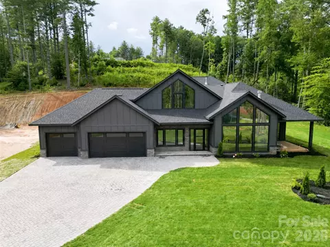 87 Mont Clair 31 Trl #31, Horse Shoe, NC 28742