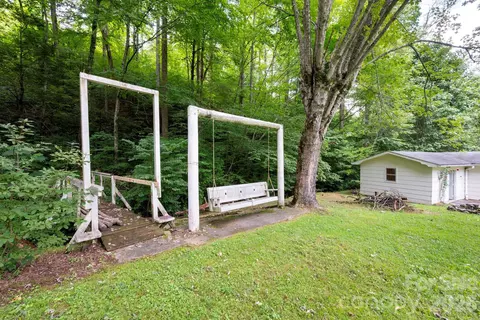 Exterior - 1244 Macktown Rd, Sylva, NC 28779 photo 6 of 7