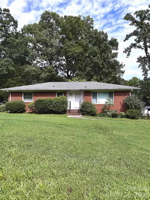 406 Town St, Landis, NC 28088