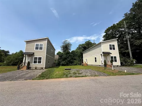 Wyndom Lane, Asheville, NC 28805