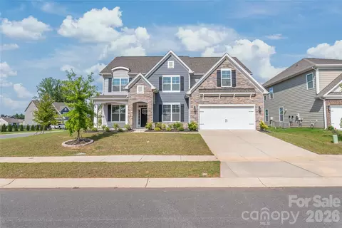 5703 Casper Dr, Charlotte, NC 28214