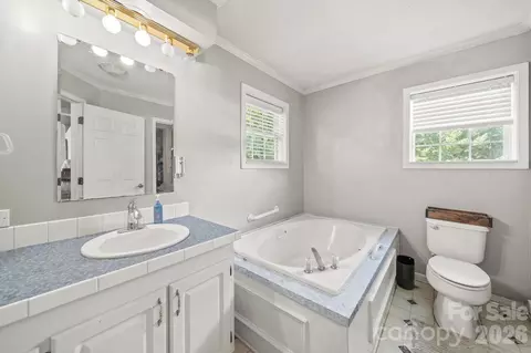 Bath - 5130 Sedgefield Dr, Lancaster, SC 29720 photo 1 of 2