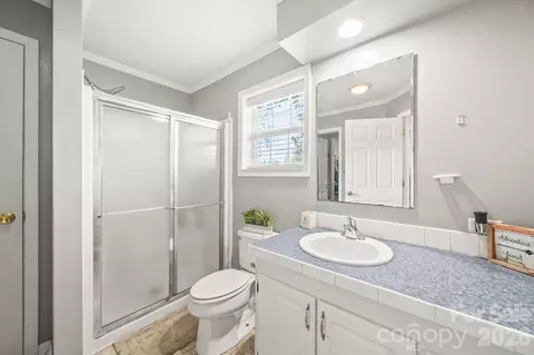 Bath - 5130 Sedgefield Dr, Lancaster, SC 29720 photo 2 of 2