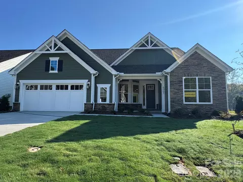 4007 Cedar Falls Dr, Waxhaw, NC 28173