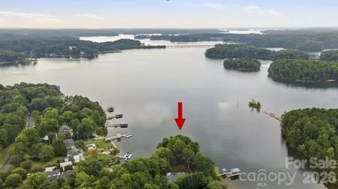 9265 Belle Pines Ct, Sherrills Ford, NC 28673