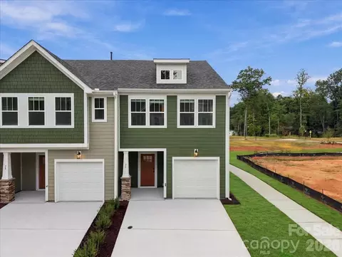 31 Oleetah Falls Way, Hendersonville, NC 28792