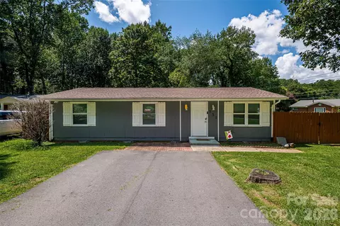 531 Stilwell Oaks Cir, Charlotte, NC 28212
