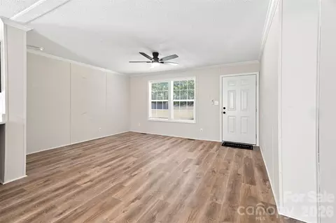 Living - 262 Upper Stanley Rd, Stanley, NC 28164 photo 2 of 5