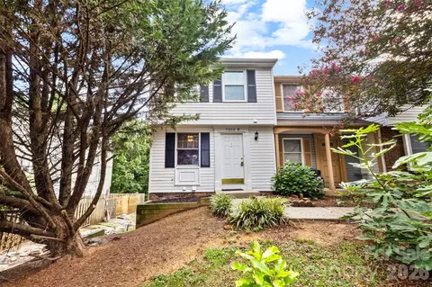 7320 Pebblestone F Dr #F, Charlotte, NC 28212