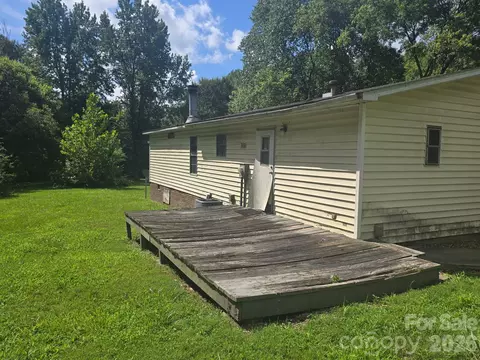3944 Gaston Webbs Chapel Rd, Crouse, NC 28033 photo 3