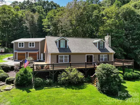 366 Sequoyah Dr, Waynesville, NC 28785
